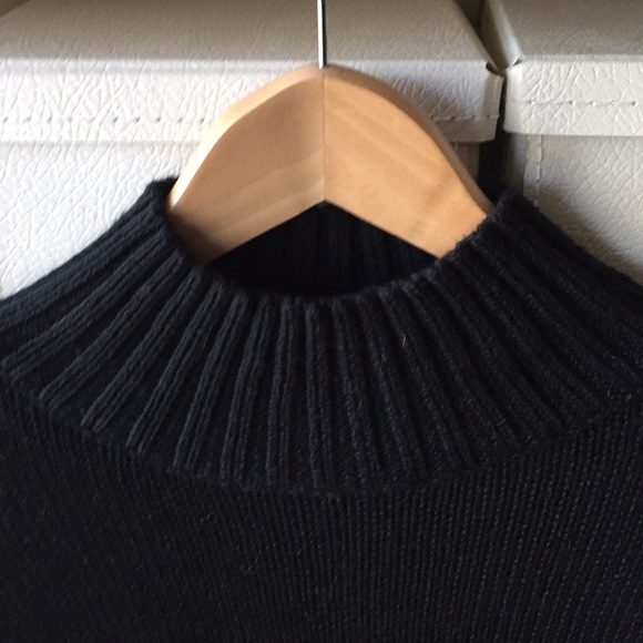Old Navy Black Turtleneck Sweater - Picture 2 of 7